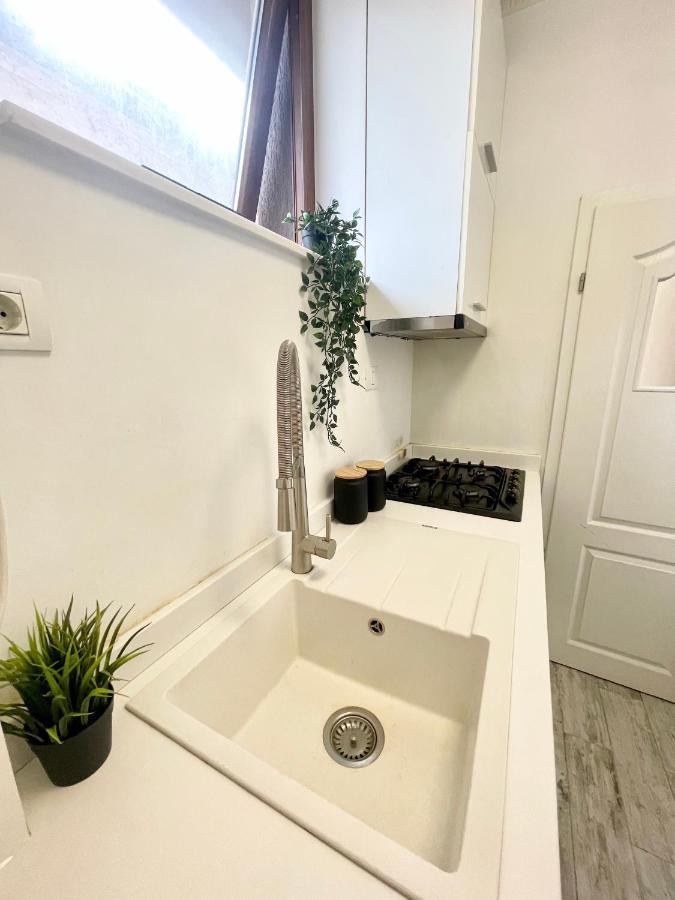 Point 0 Apartment Бухарест Екстер'єр фото