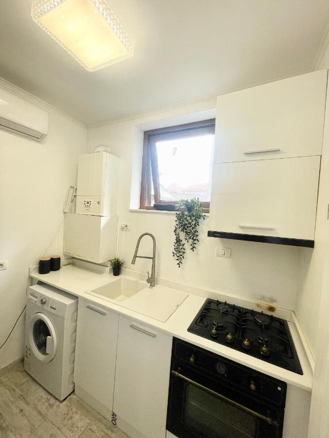 Point 0 Apartment Бухарест Екстер'єр фото