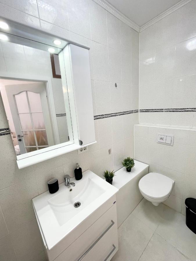 Point 0 Apartment Бухарест Екстер'єр фото